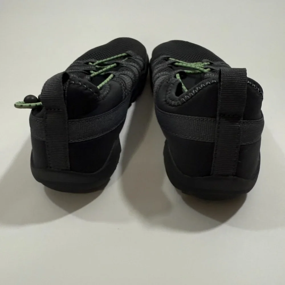 All In Motion Boys Gray Windsor Apparel Water Shoes Slip On Bungee Mesh Size 3